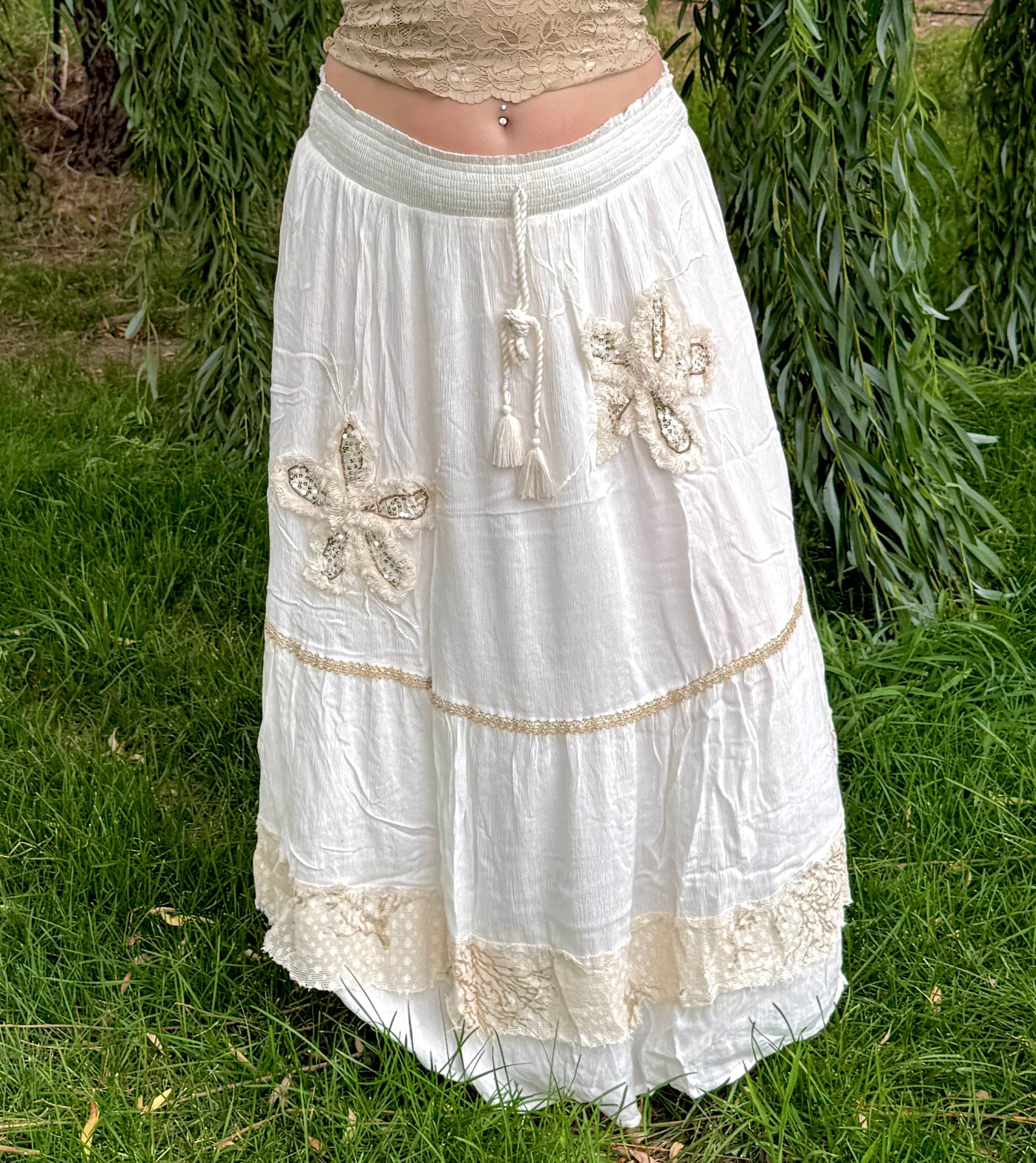 Floral Embroidery Ruffle Skirt