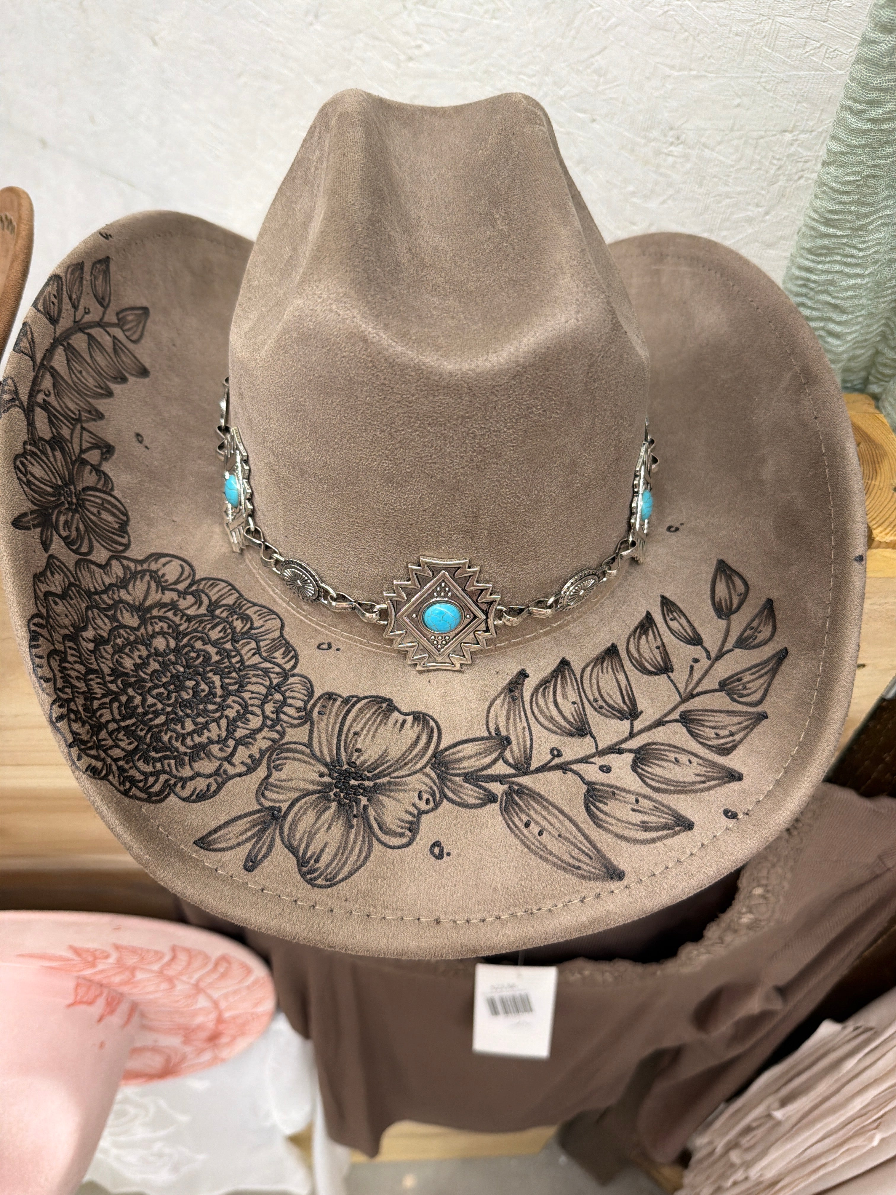 Medium Design- cowgirl hat