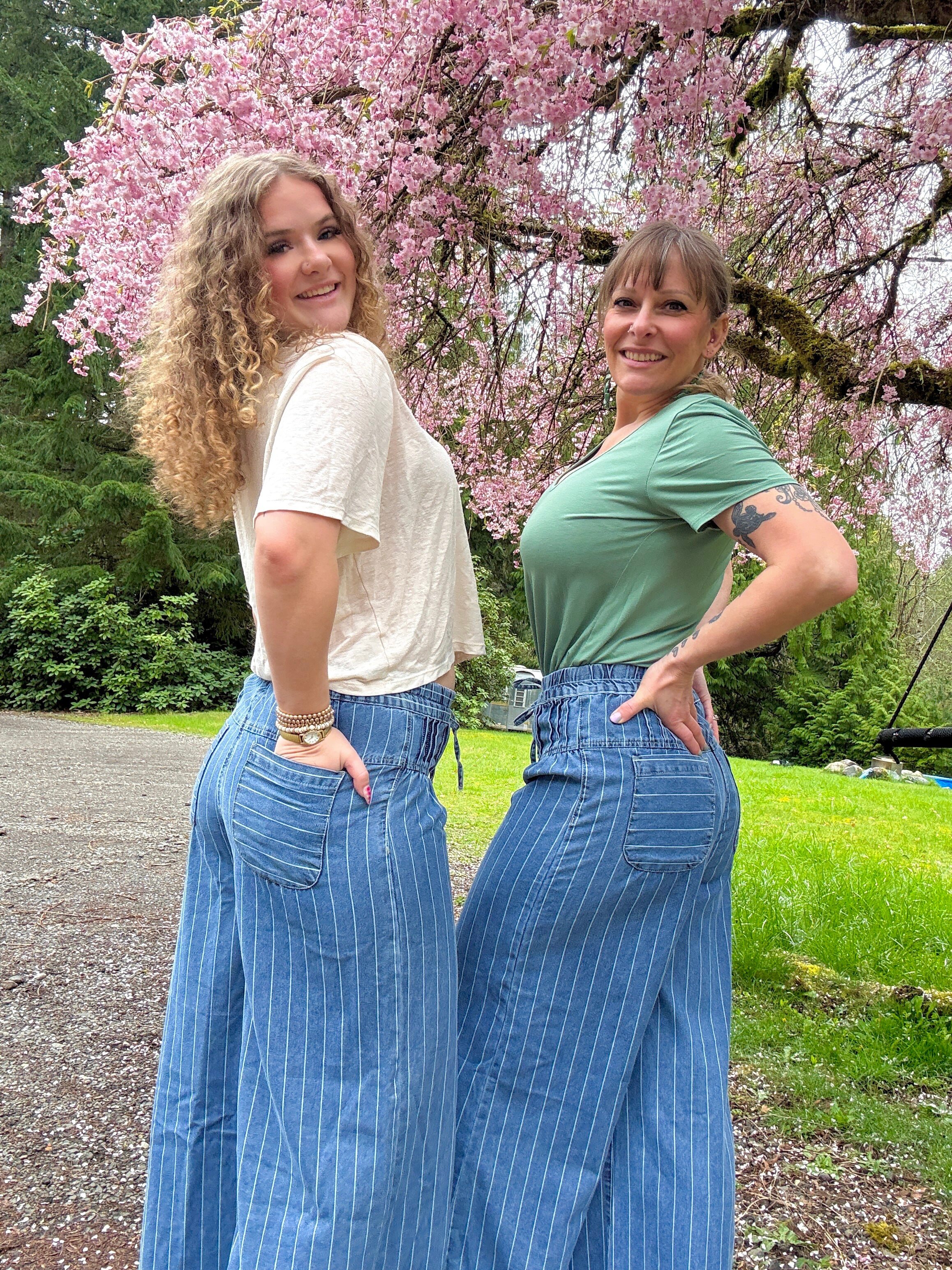 Stripe Button Pleated Drawstring Waist Wide Leg Jeans