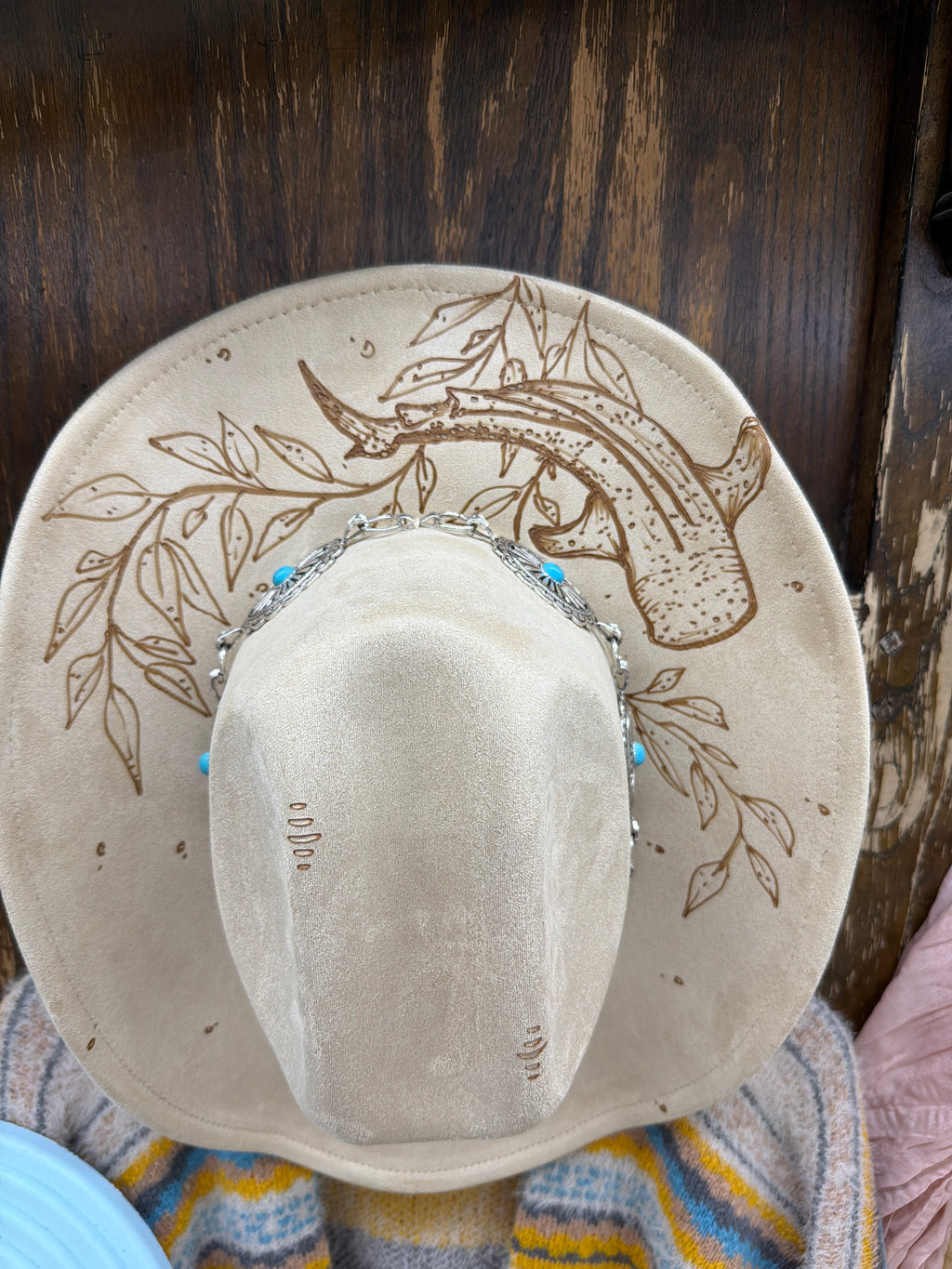Medium Design- cowgirl hat