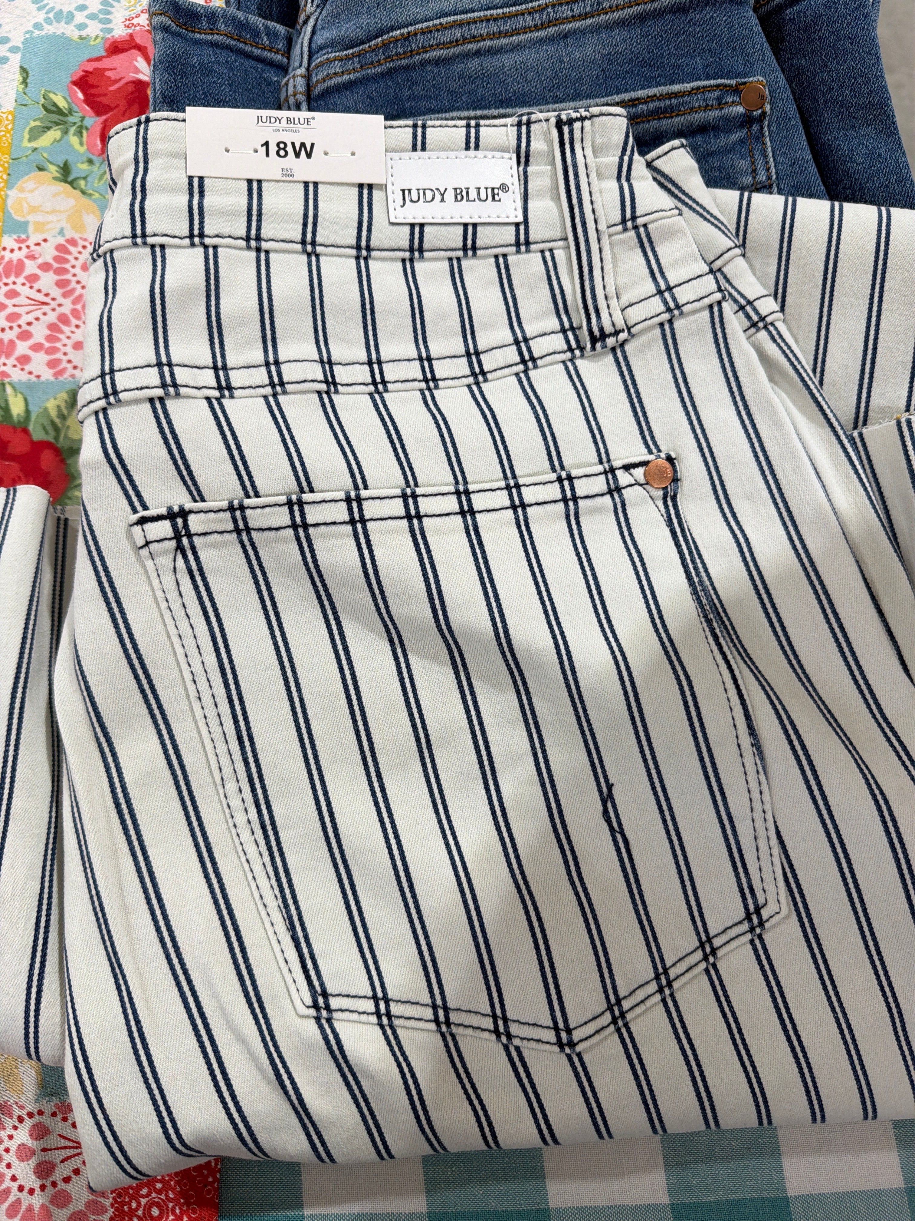 Judy blue stripe jeans