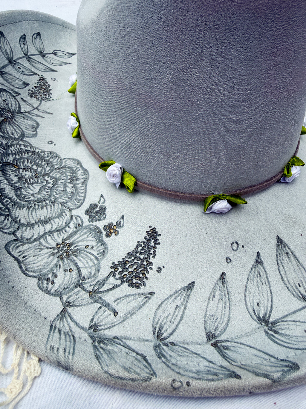 Blue grey flowers - cowgirl hat