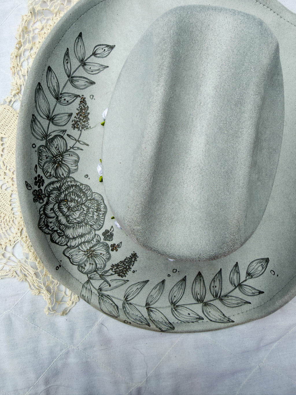 Blue grey flowers - cowgirl hat