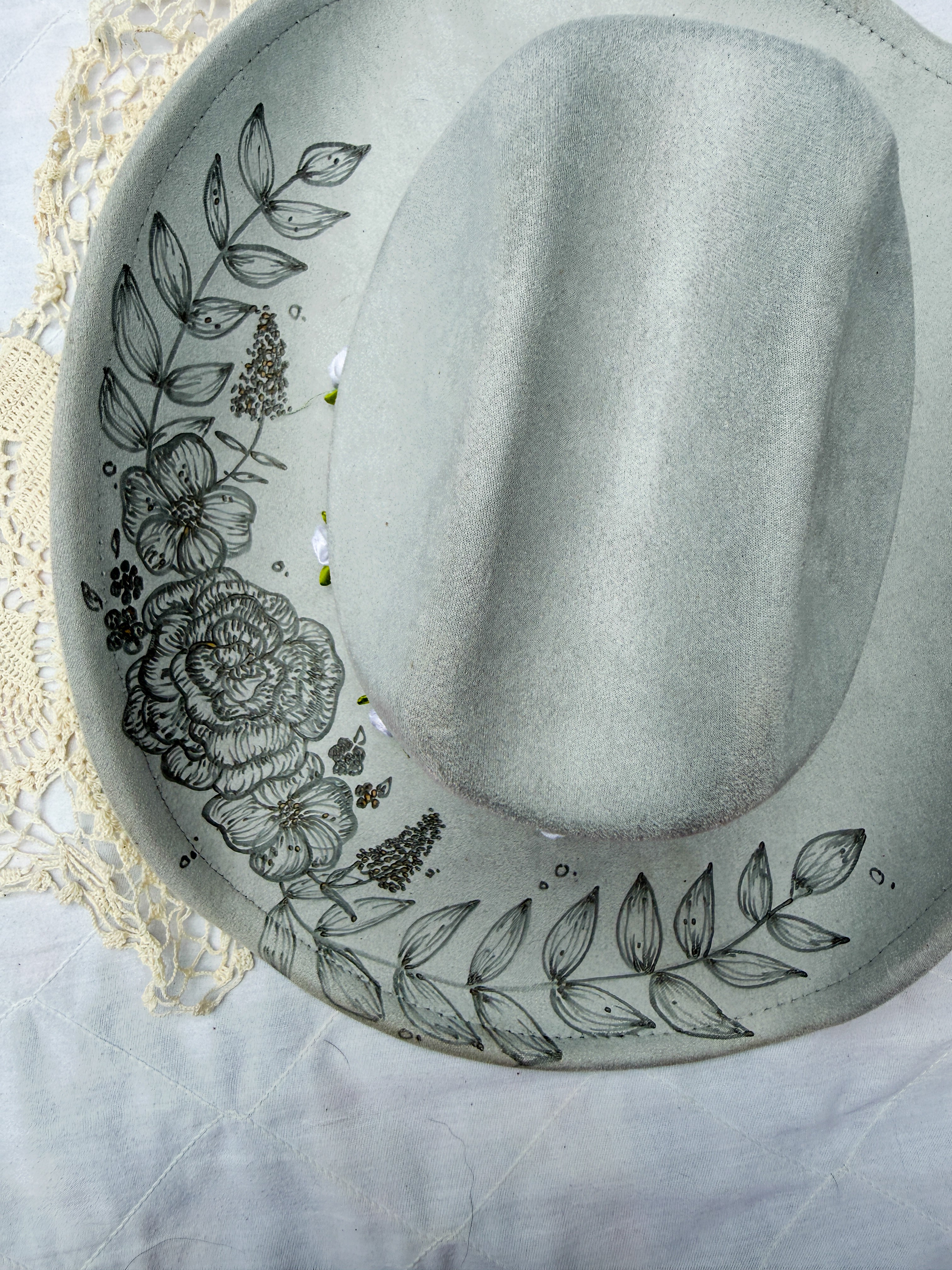 Blue grey flowers - cowgirl hat